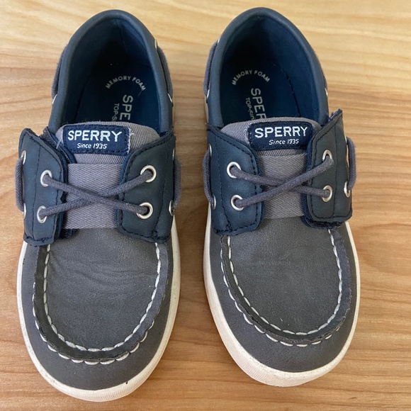 Sperry Loafers kid size 11M - Picture 1 of 5